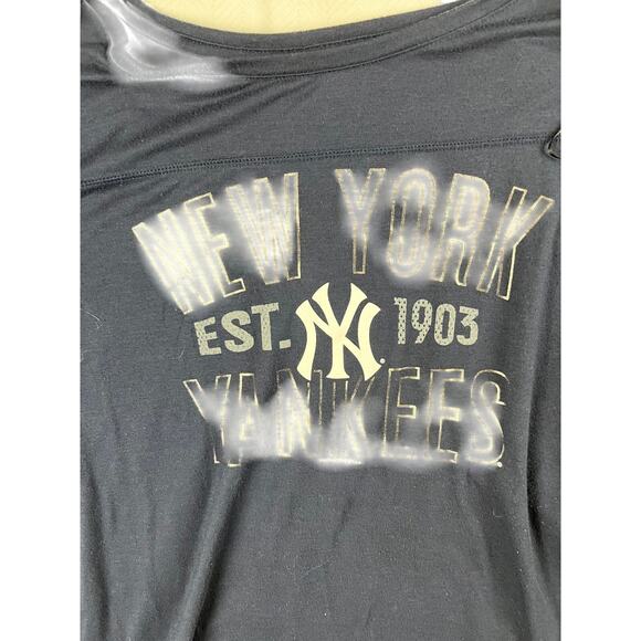 New York Yankees Women's Official MLB T-Shirt - Size 2XL Good Condition - Picture 4 of 8